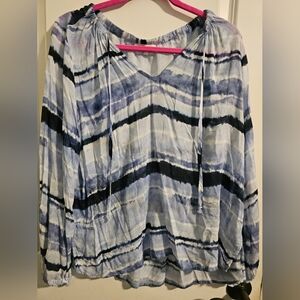 Bella Dahl womens size medium tiedyed blouse.